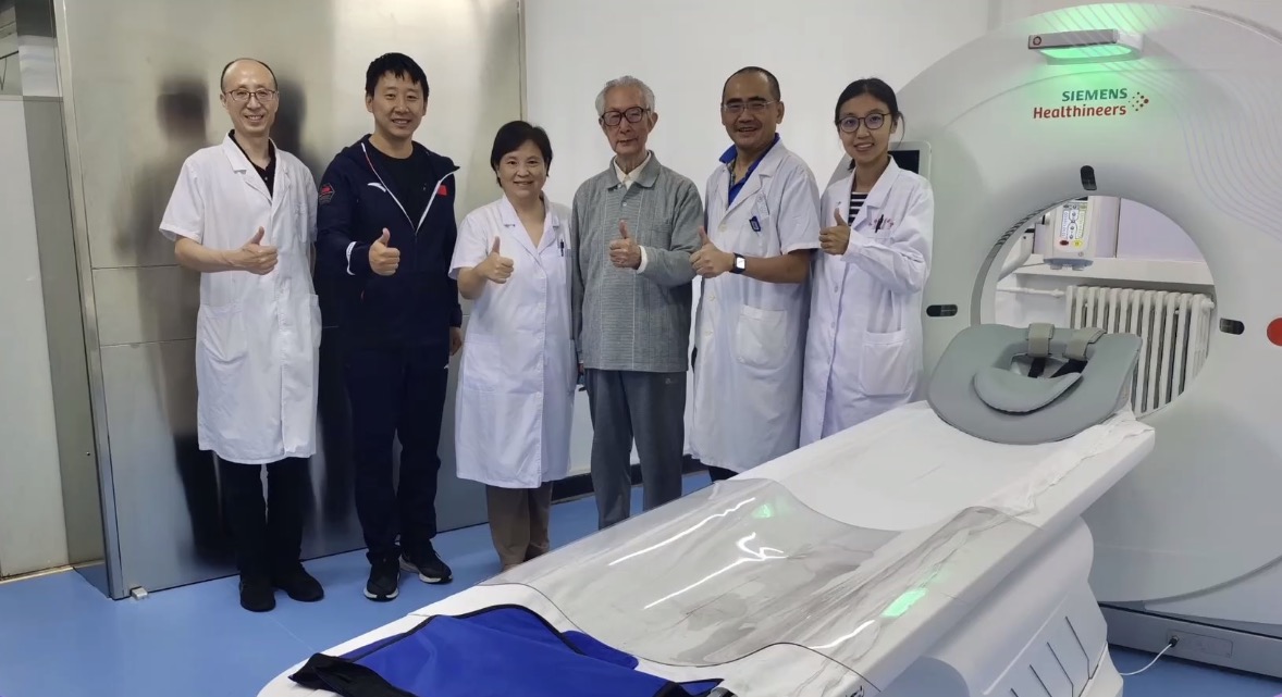 The new CT scanner has helped the Tsinghua University Hospital provide precise and attentive services to teachers and students on their check-ups and medical treatments.
